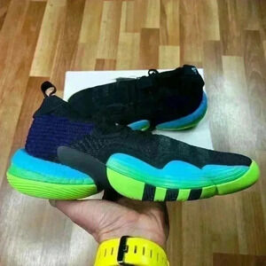 💰HUGE CLEARANCE SALE 💰 Adidas Trae Young 2 Boost Mens Basketball Shoes Size  8